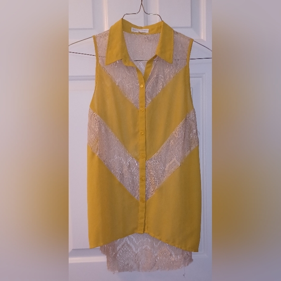 Jealous Tomato S Yellow Cream Lace Panels Hi-lo Button Slvls Collar Sheer Blouse - Picture 15 of 16
